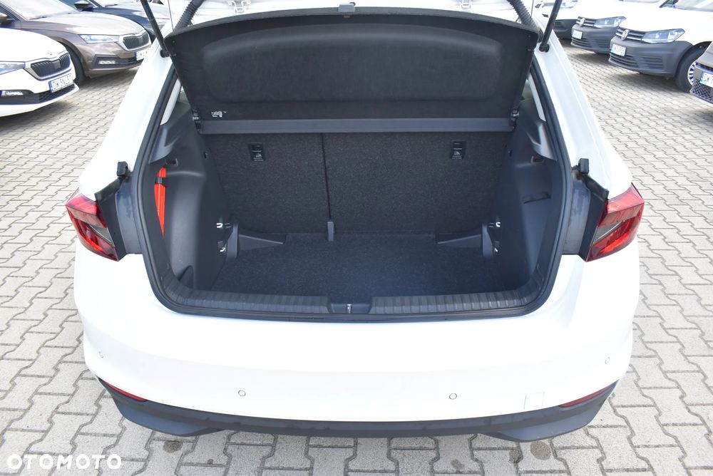 Skoda Fabia 1.0 Ambition - 14