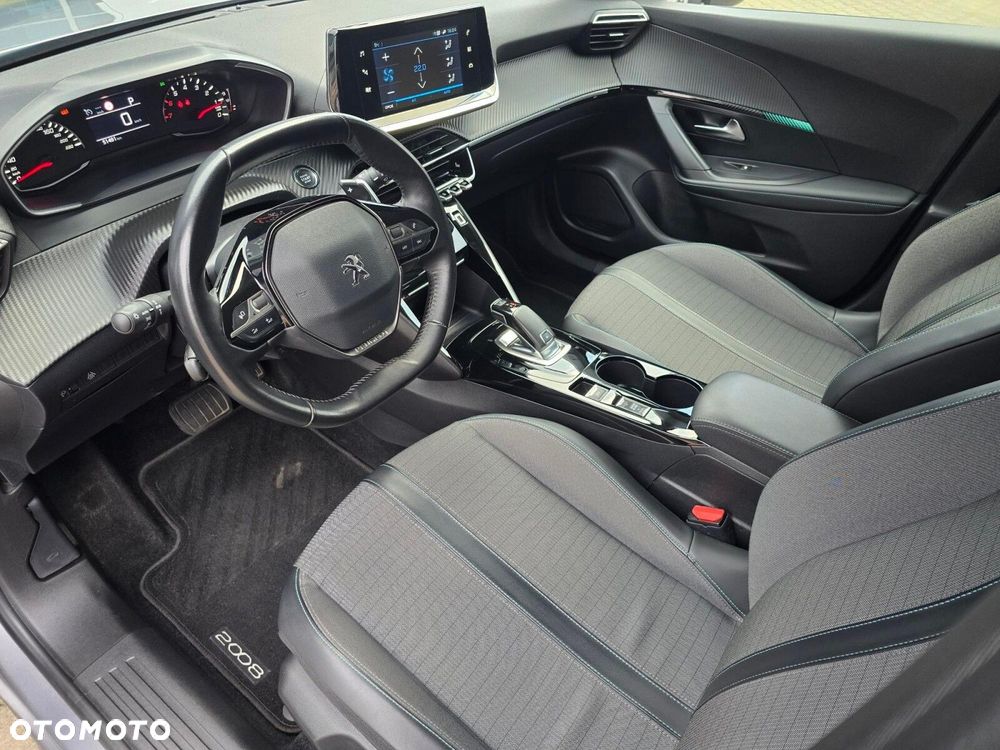 Peugeot 2008 1.2 PureTech Allure S&S EAT8 - 11