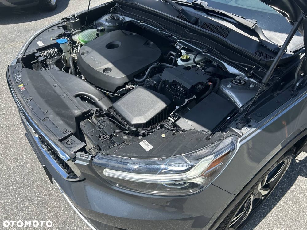 Volvo XC 40 T5 AWD Momentum - 23