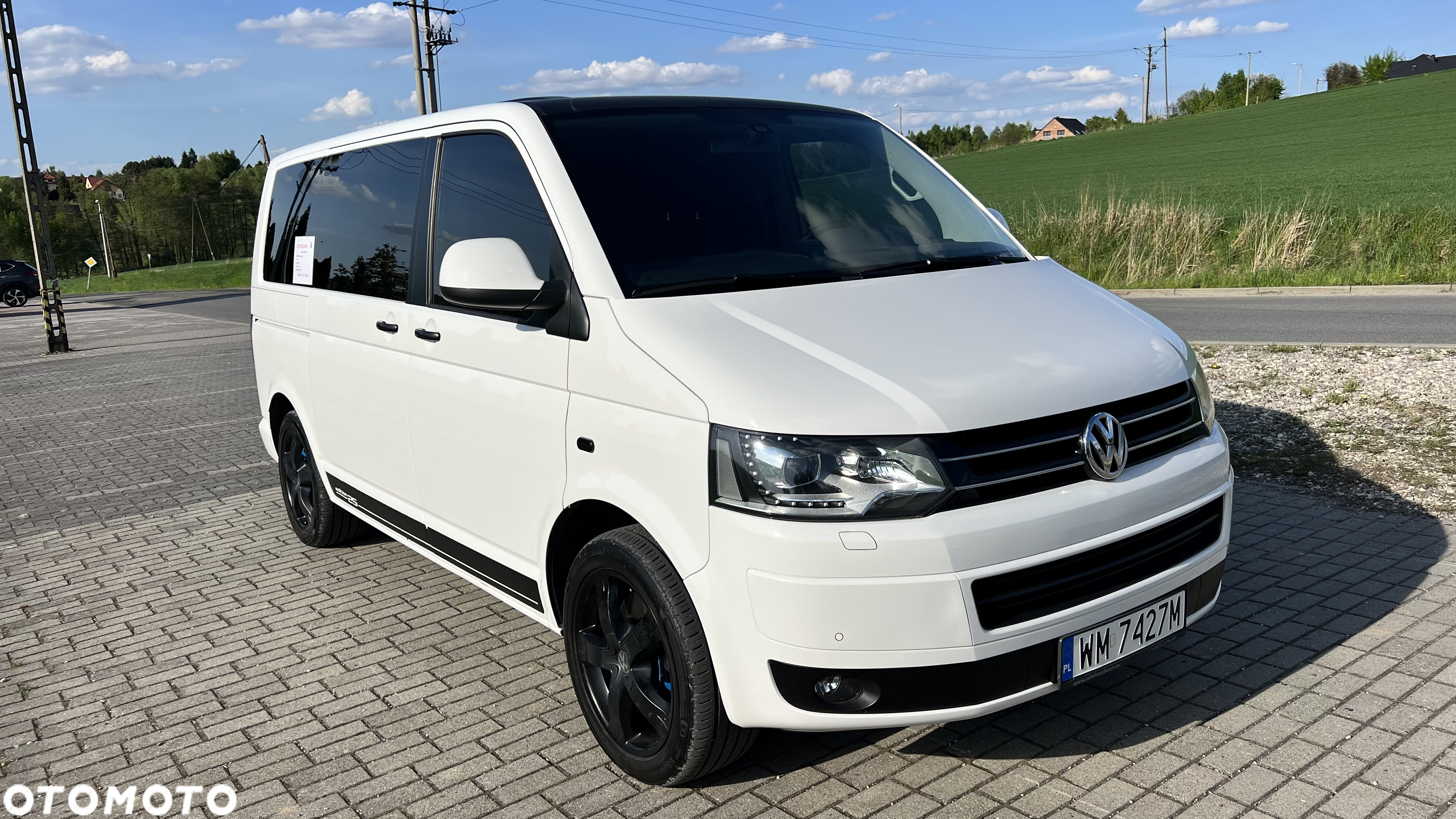 Volkswagen Multivan - 11
