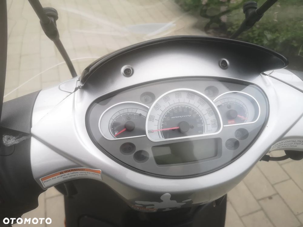 Aprilia Sportcity - 5