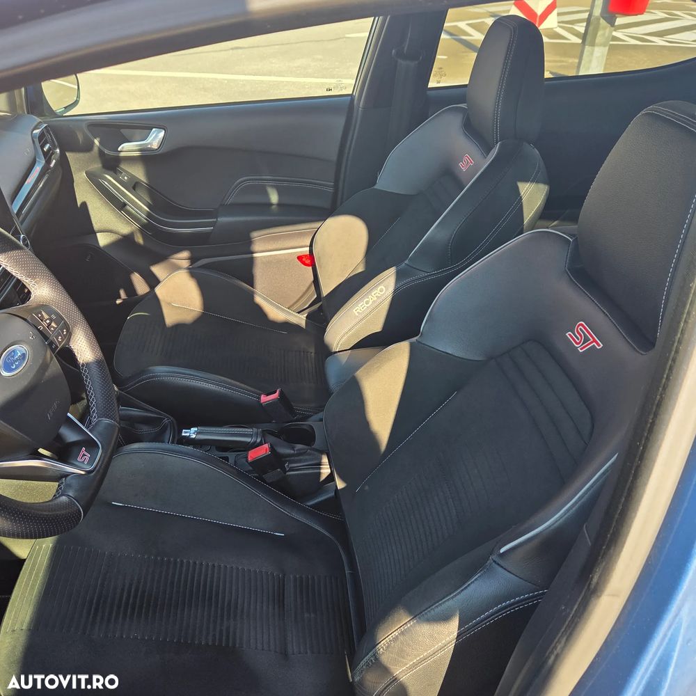 Ford Fiesta - 6