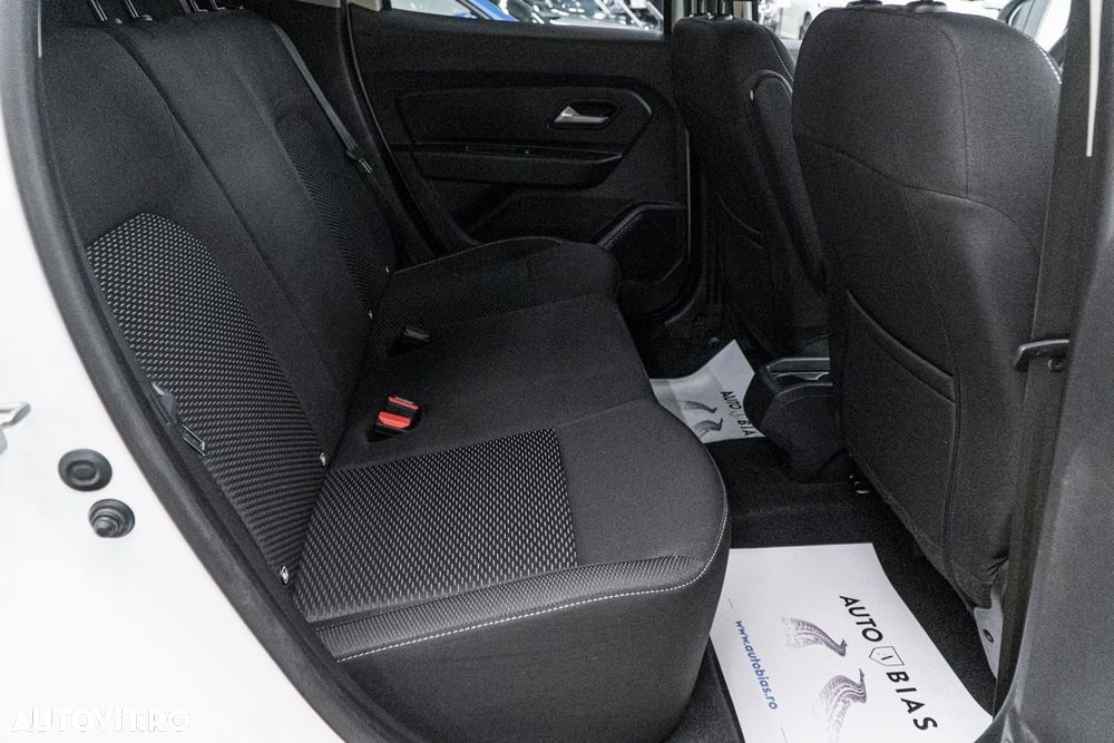 Dacia Duster 1.5 Blue dCi 4WD Comfort - 8