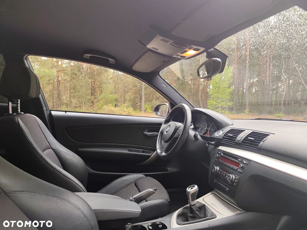 BMW Seria 1 118d - 11