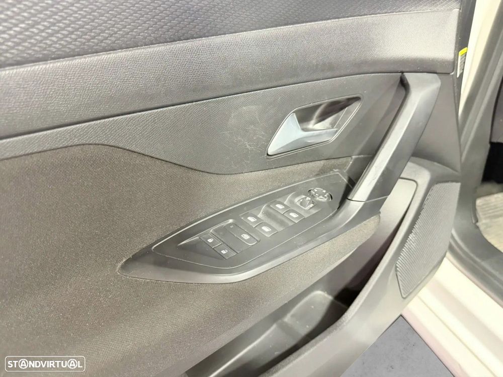 Peugeot 308 PureTech 130 EAT8 Active Pack - 13