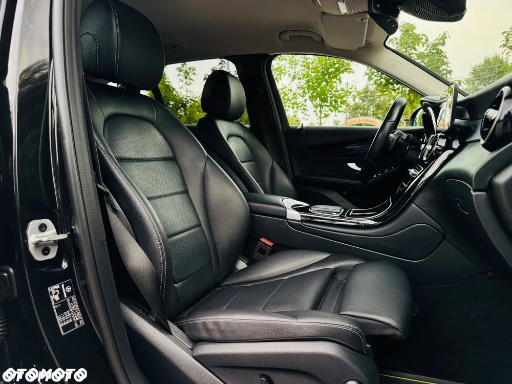 Mercedes-Benz GLC 200 d 4Matic 9G-TRONIC Edition Avantgarde - 33