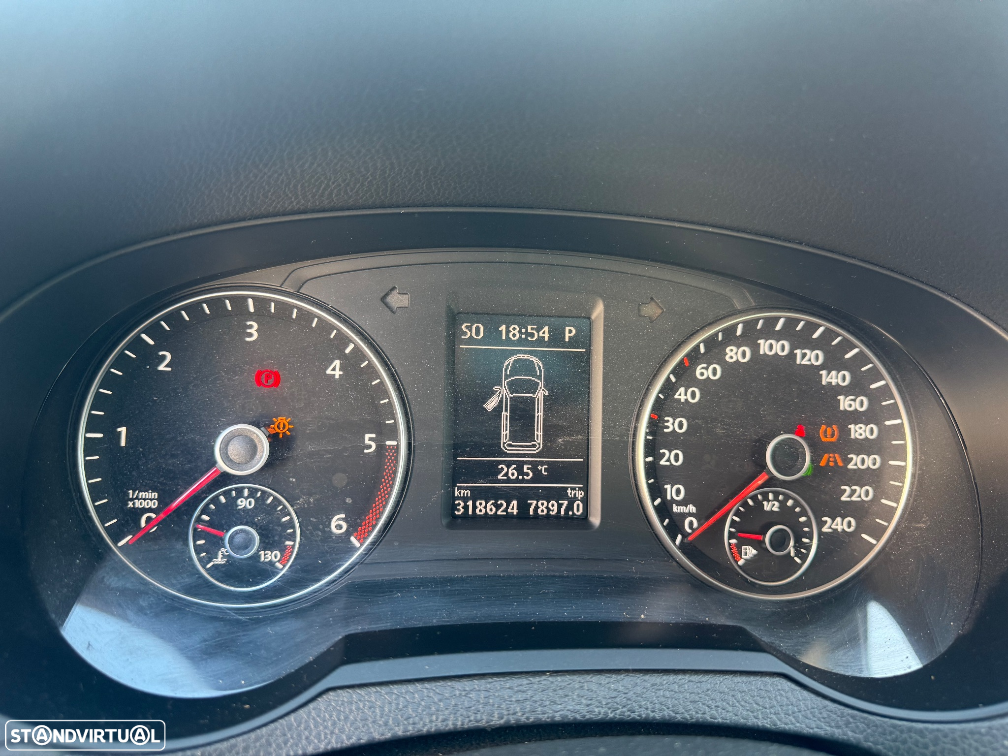 VW Sharan 2.0 TDI Highline DSG - 23