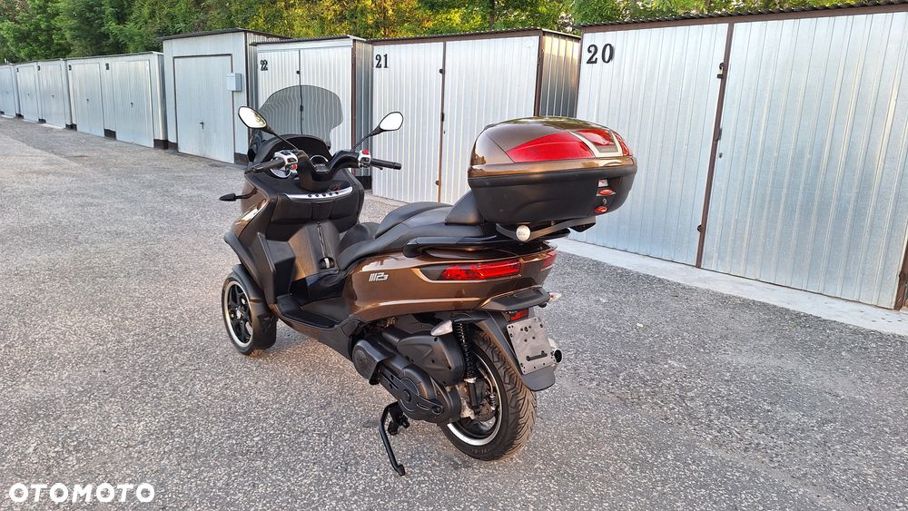 Piaggio MP-3 - 6