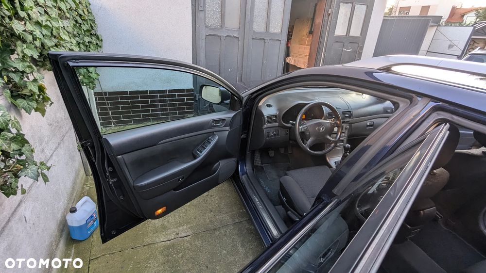 Toyota Avensis 2.0 D-4D Combi Sol - 7