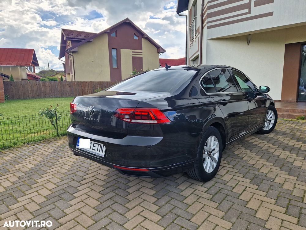 Volkswagen Passat 2.0 TDI DSG Comfortline - 3