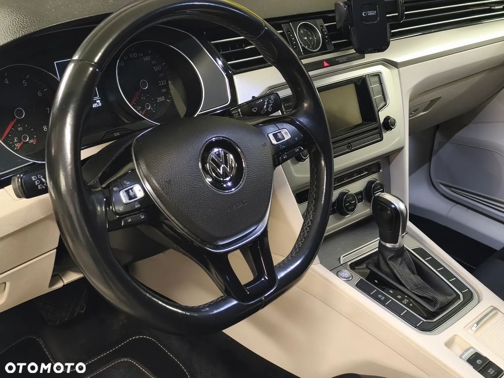 Volkswagen Passat 1.4 TSI BMT ACT Highline DSG - 12
