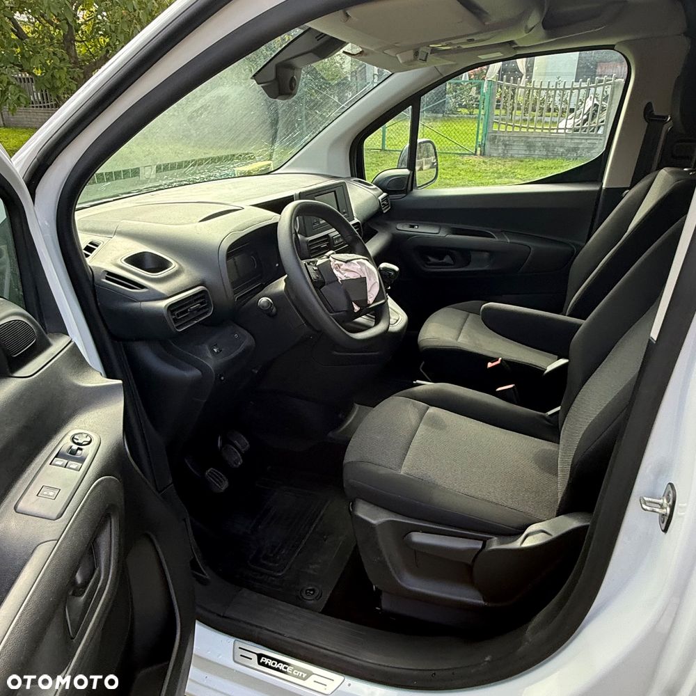 Toyota Proace City - 8