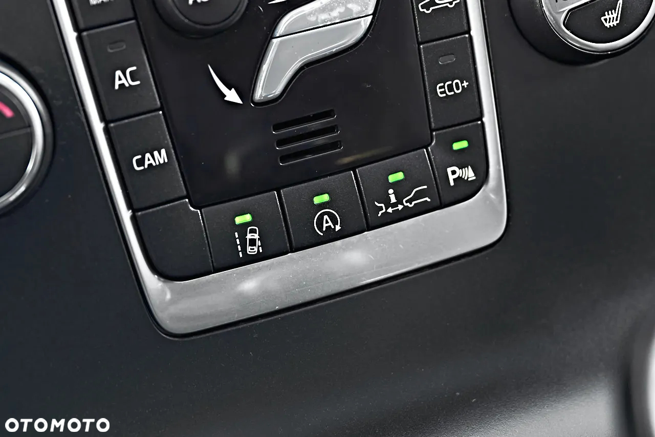 Volvo V60 Cross Country D3 Geartronic Momentum - 18