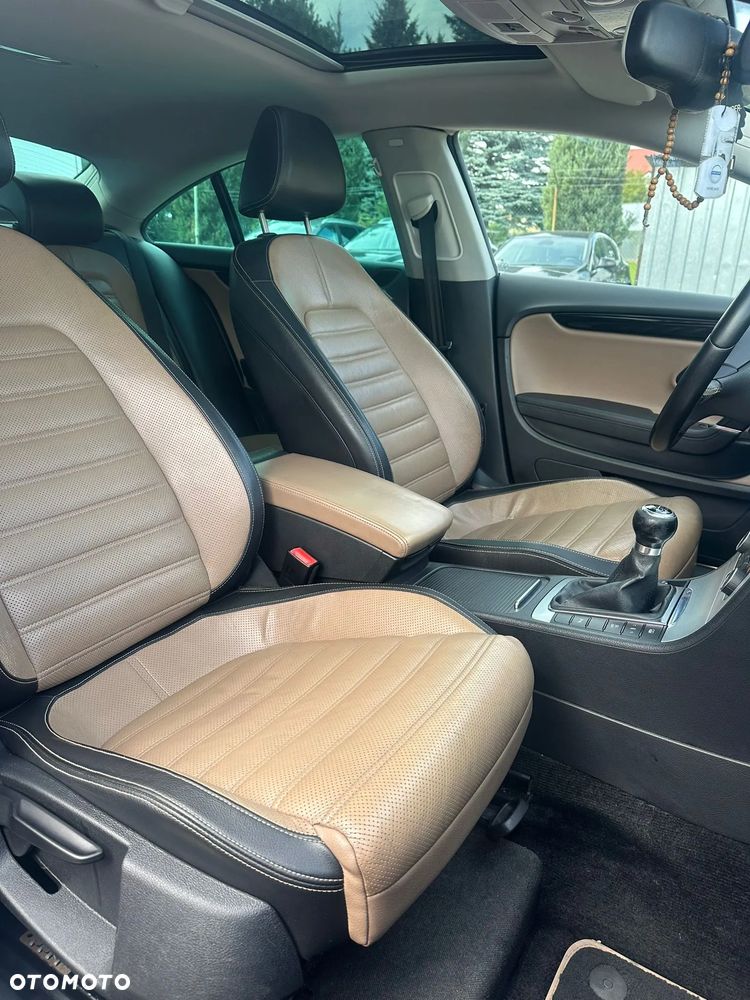 Volkswagen Passat 2.0 TDI Highline - 6