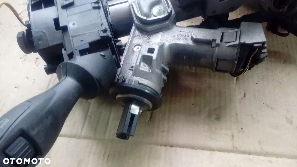 KOLUMNA WSPOMAGANIE FIEST MK7 8V513C529KP - 3