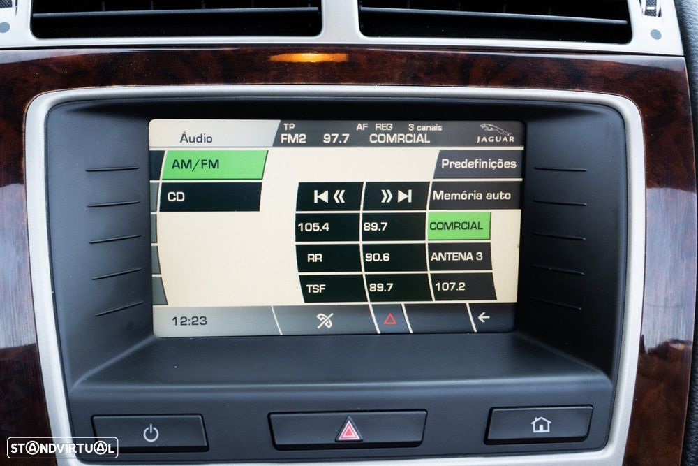 Jaguar XK XK8 4.2 Covertible Classic - 19