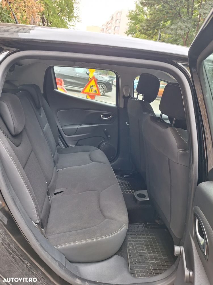 Renault Clio - 7
