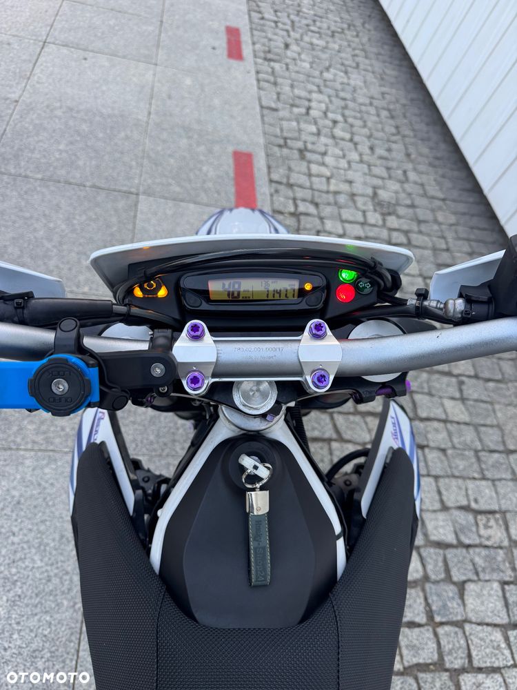 Husqvarna 701 - 8