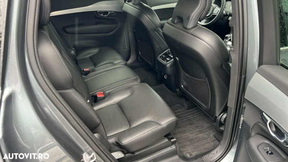 Volvo XC 90 - 12