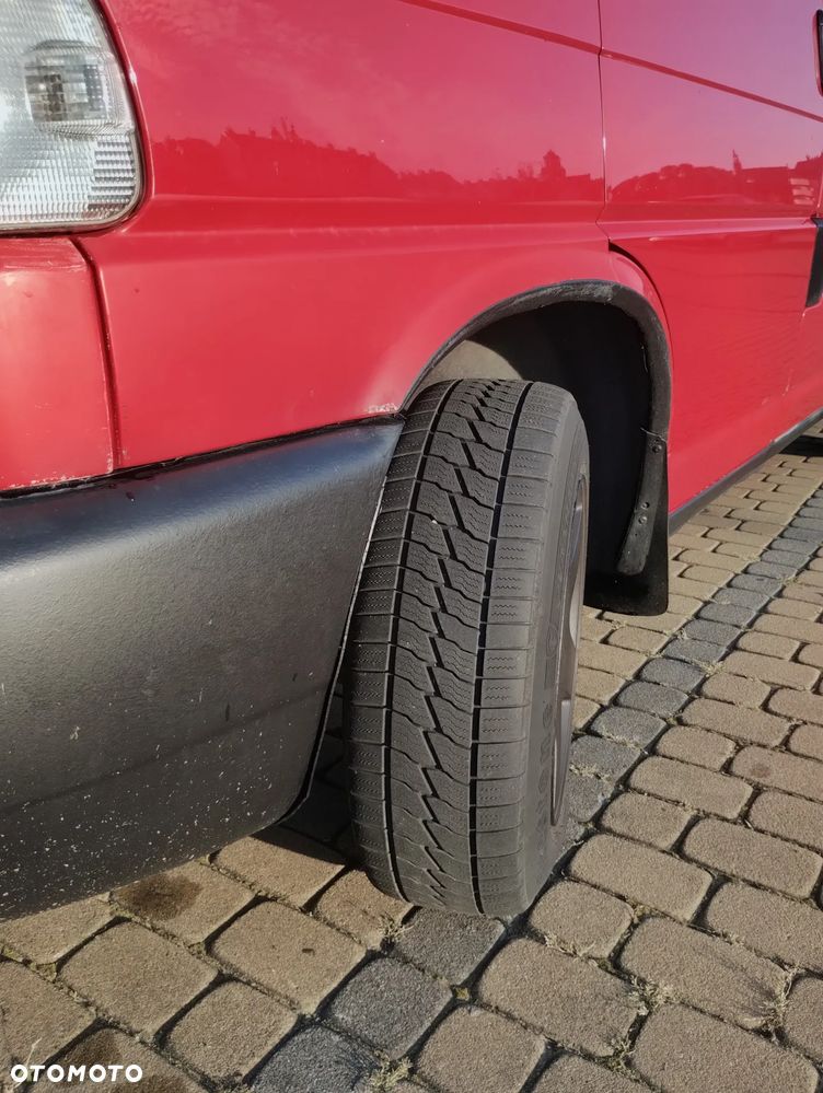Volkswagen Multivan - 5