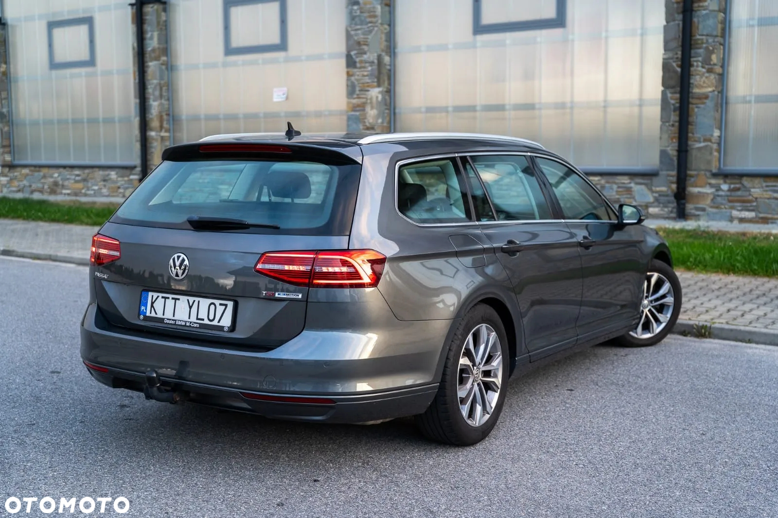Volkswagen Passat - 5