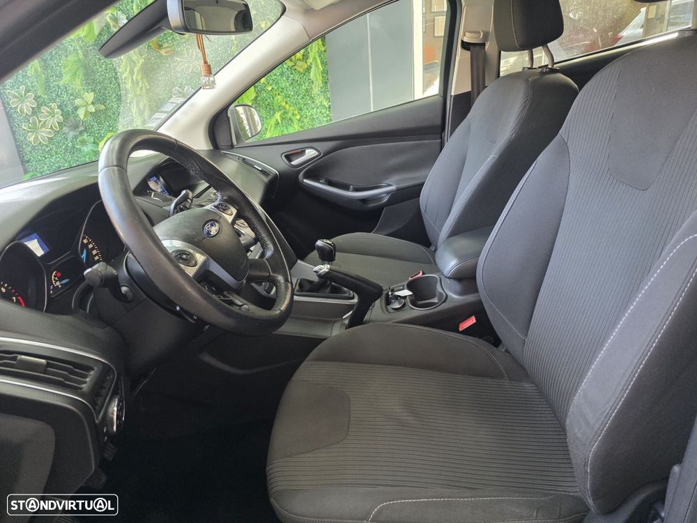 Ford Focus 1.0 EcoBoost ST-Line - 8