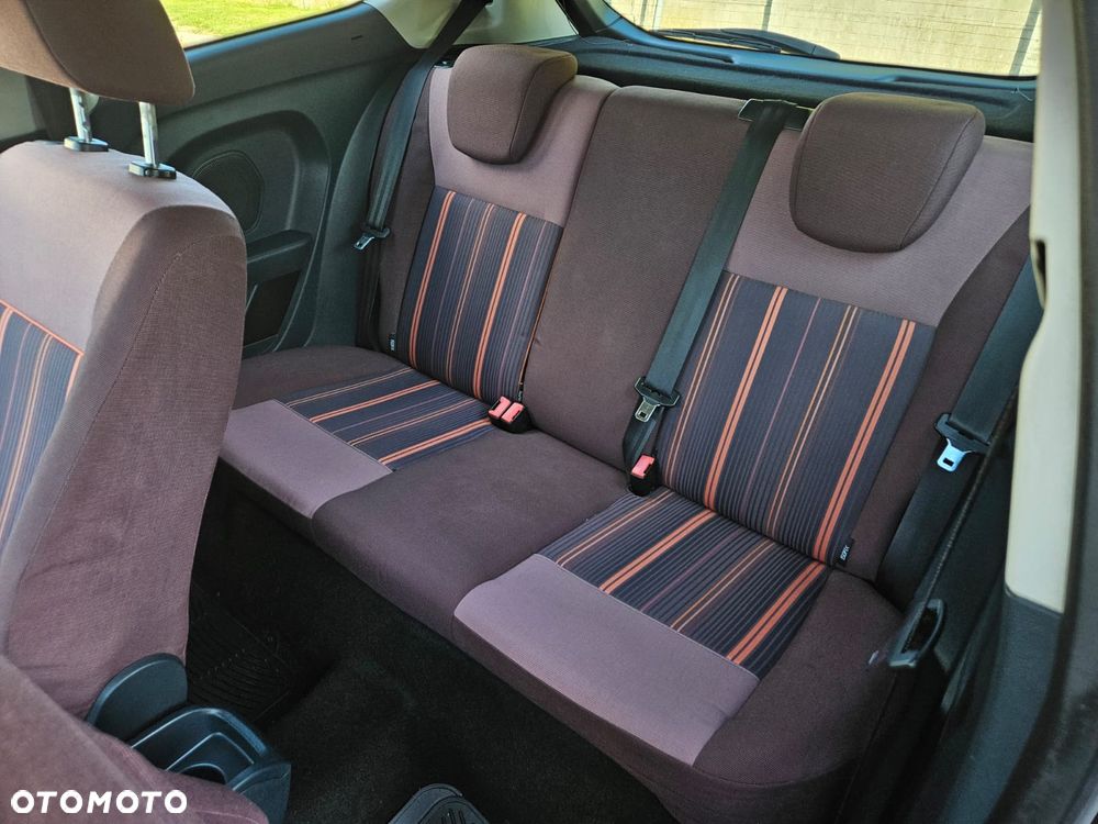 Ford Fiesta 1.25 Champions Edition - 14