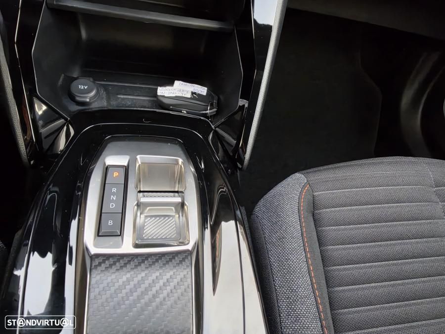 Peugeot e-2008 50 kWh Active Pack - 26