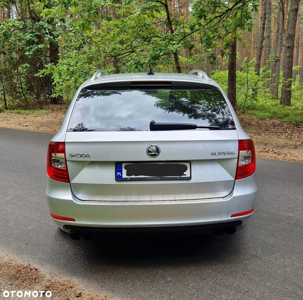 Skoda Superb 2.0 TSI Elegance DSG - 17
