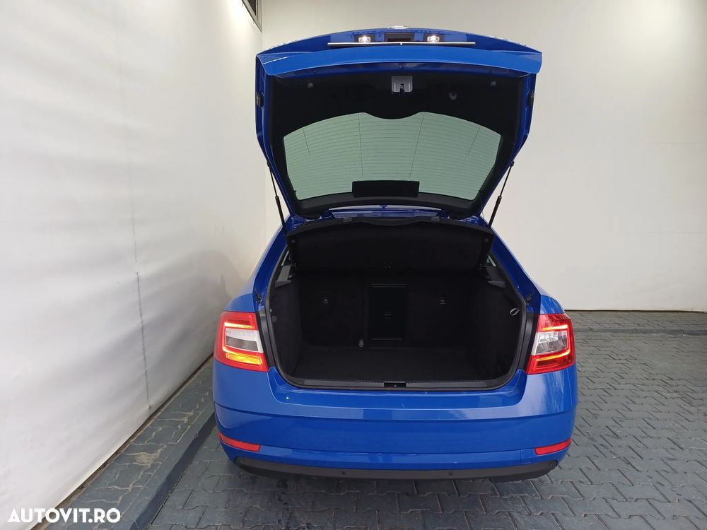 Skoda Octavia 1.5 TSI DSG Style - 28