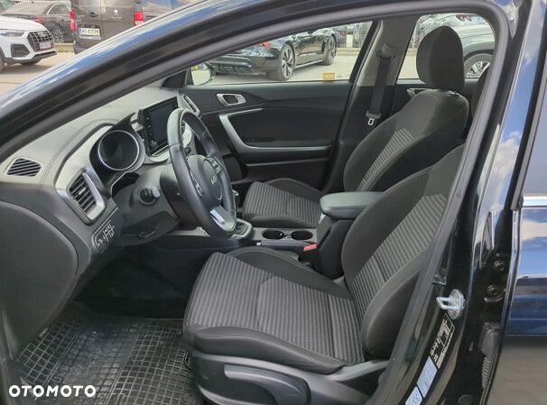 Kia Ceed - 3