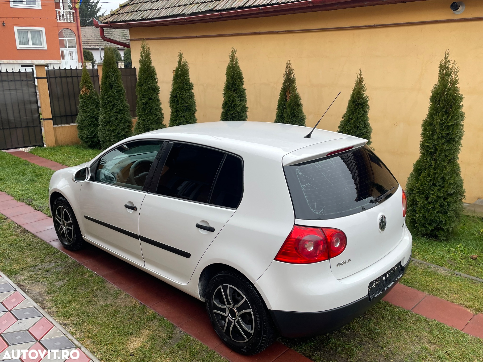 Volkswagen Golf 1.9 TDI Comfortline - 9