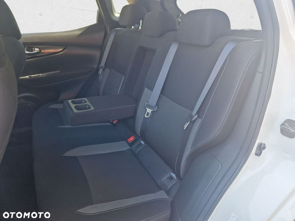Nissan Qashqai - 24