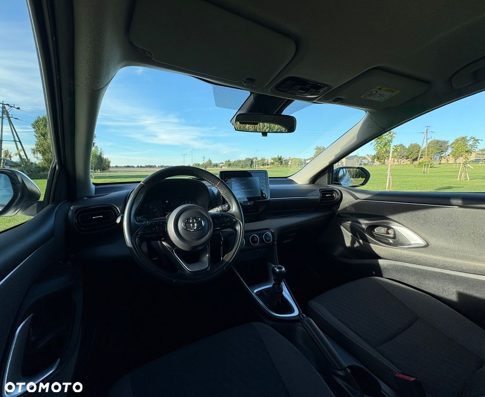 Toyota Yaris 1.5 Comfort - 12