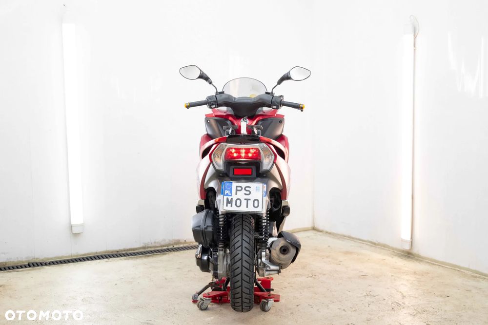 Yamaha Tricity - 7