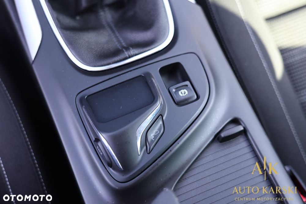 Opel Insignia - 29