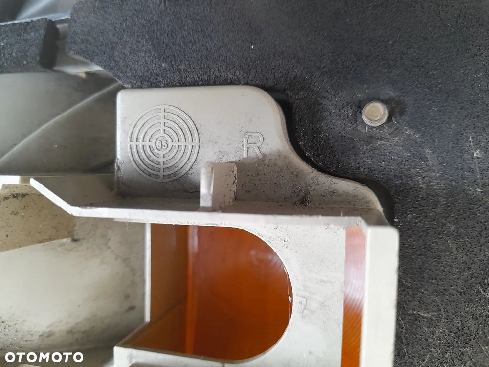 Lampa prawy tył Ford Escort MK4 Ford OE 86AG13A602 - 6