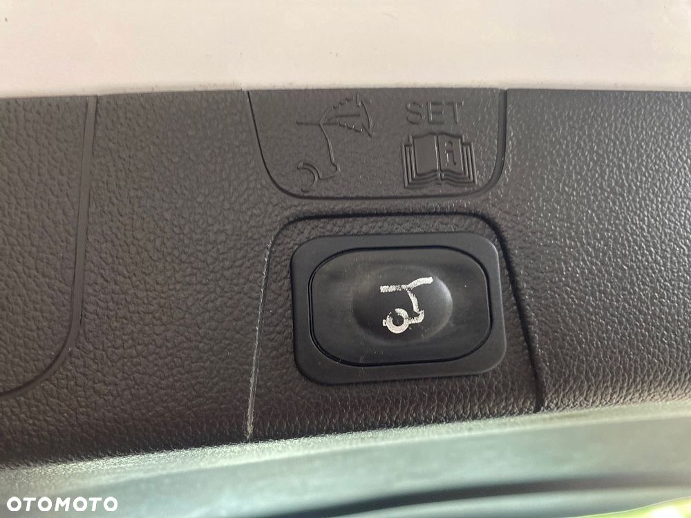 Ford C-MAX 1.0 EcoBoost Titanium ASS - 13