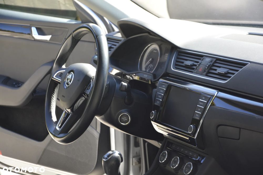 Skoda Superb 2.0 TSI 4x4 L&K DSG - 31