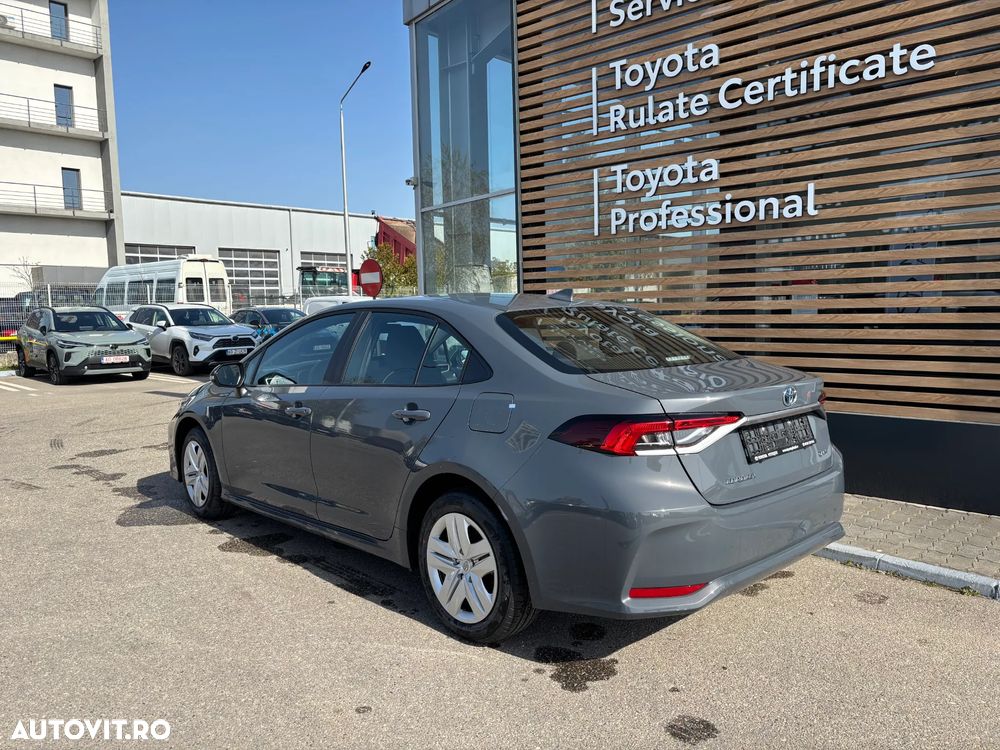 Toyota Corolla 1.8 HSD Eco - 8