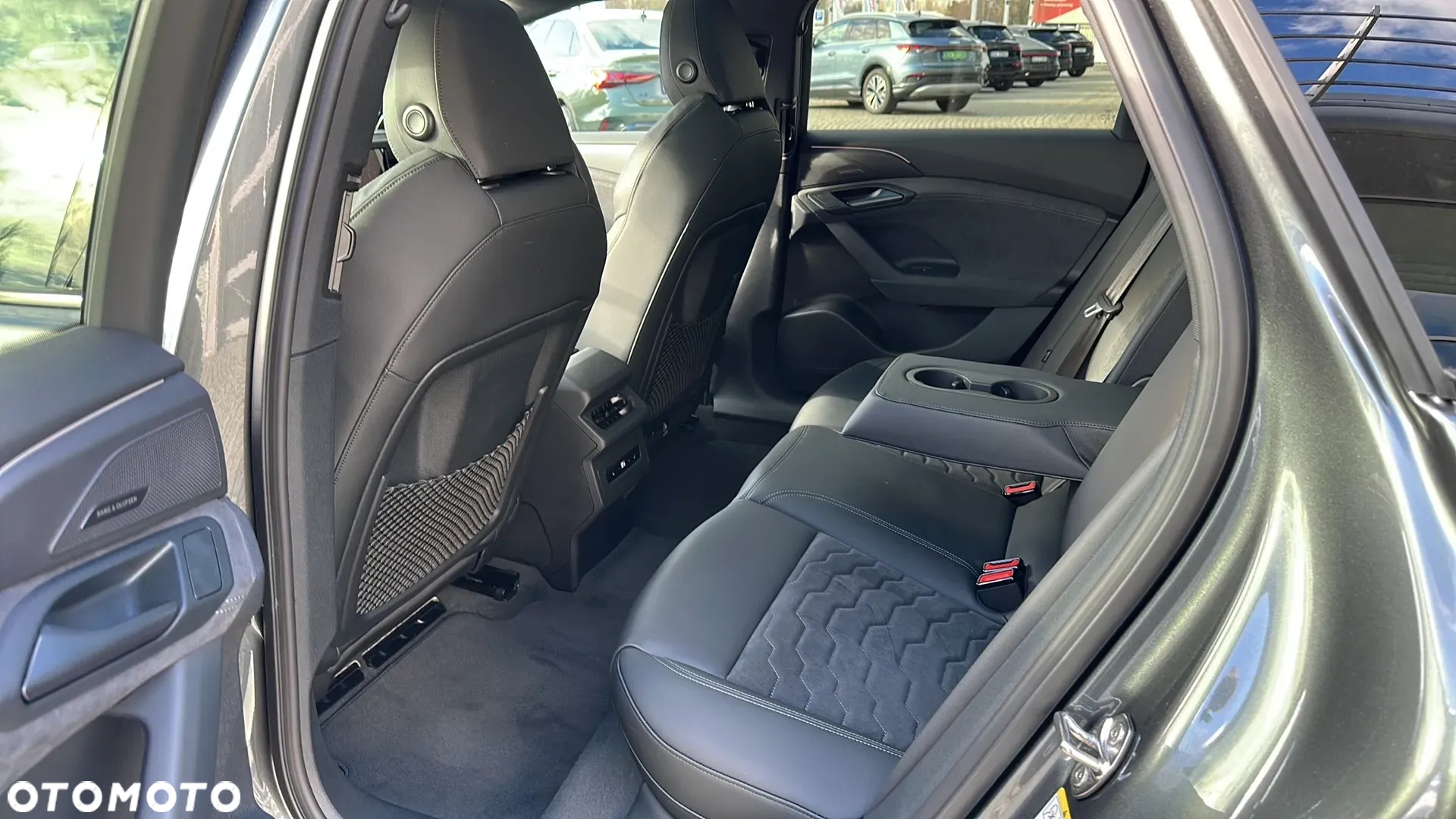 Audi e-tron - 13