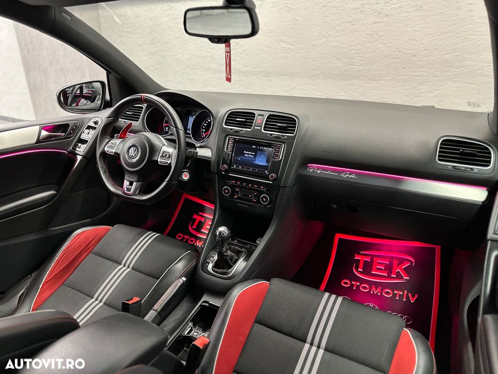 Volkswagen Golf - 19
