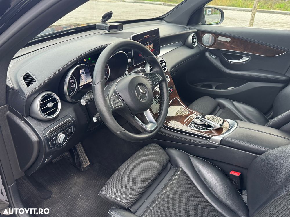 Mercedes-Benz GLC - 17