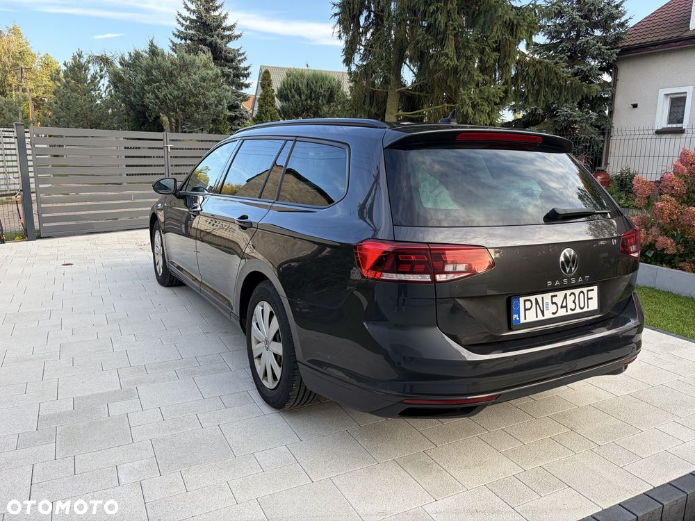 Volkswagen Passat - 5