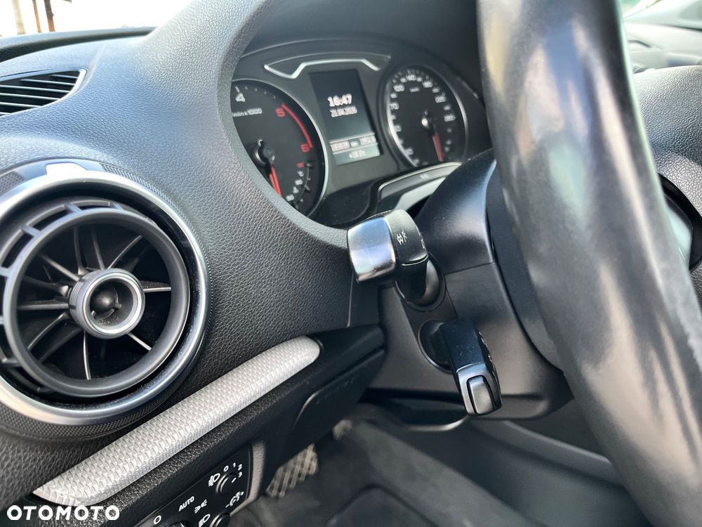 Audi A3 Sportback 1.6 TDI S tronic Attraction - 20