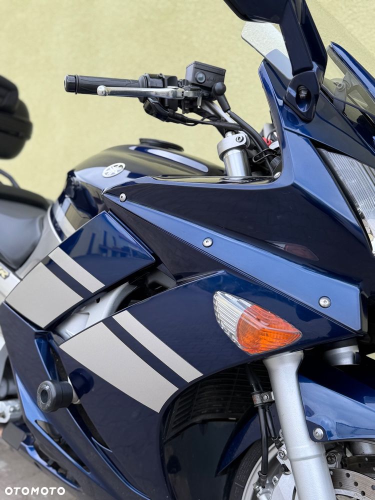 Yamaha FJR - 4