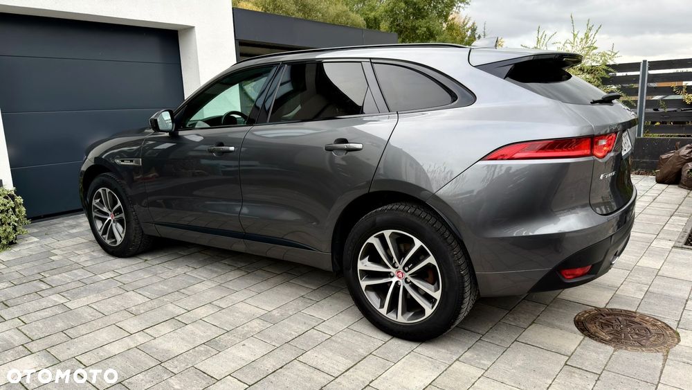 Jaguar F-Pace 2.0 i4D AWD R-Sport - 35
