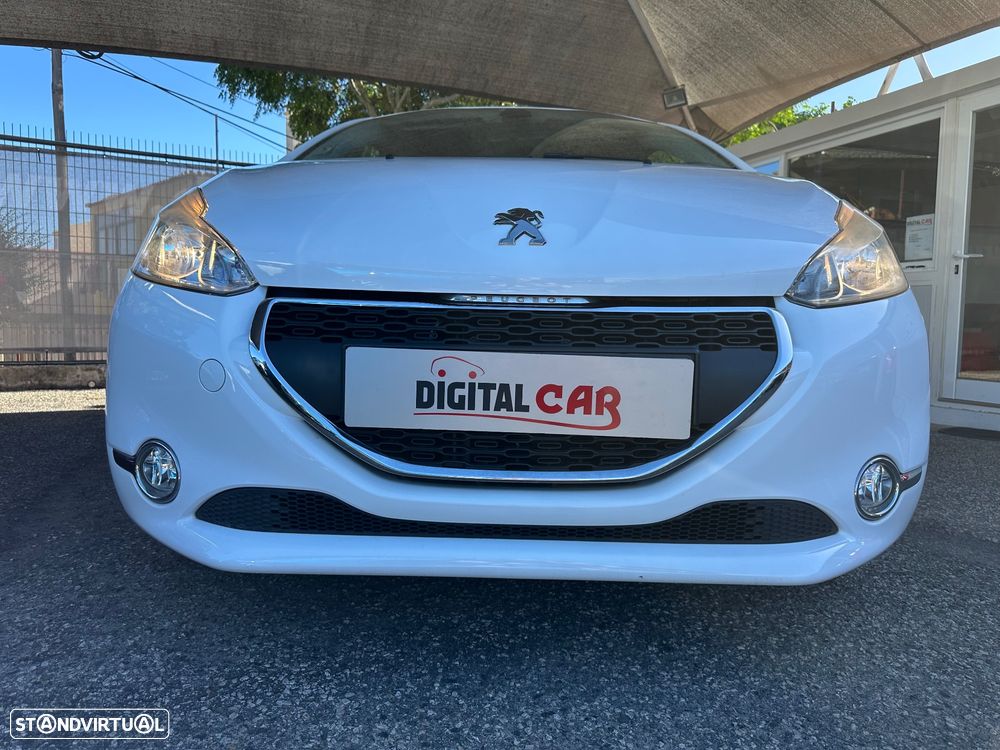 Peugeot 208 1.2 VTi SE Style - 17