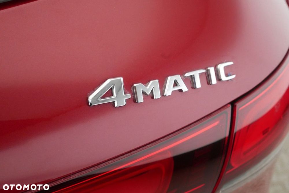 Mercedes-Benz GLA - 29