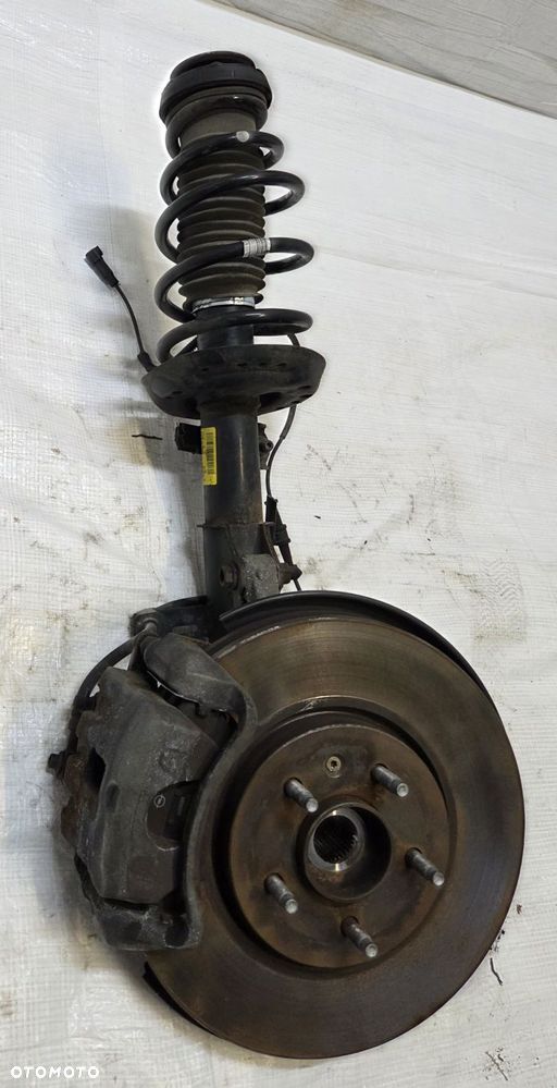 MCPHERSON AMORTYZATOR ZWROTNICA LEWA PRZÓD OPEL ZAFIRA C 1,6 T 13338917 - 2